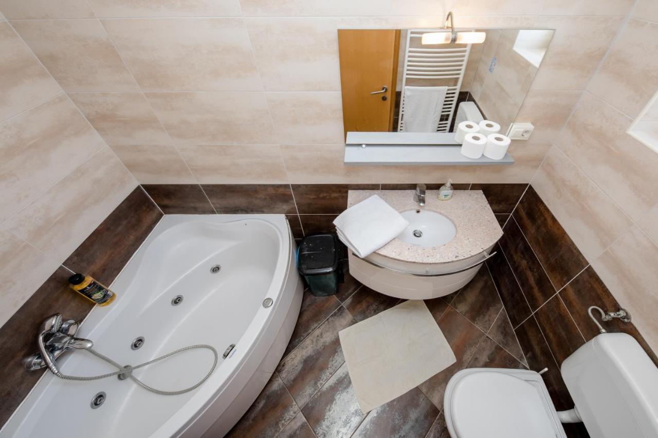 Double Room Supetarska Draga - Gornja 11579A Раб Екстериор снимка